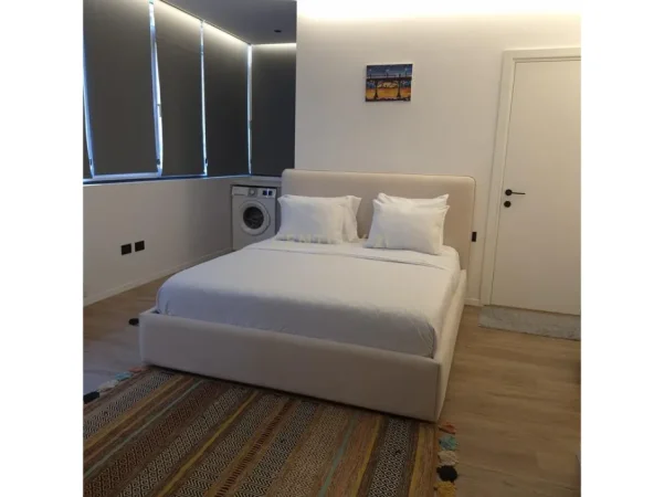 Tirane, shitet apartament 2+1 Kati 2, 80 m² 240.000 € (medreseja)