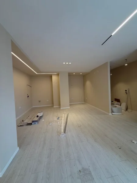 Tirane, shitet apartament 3+1+Ballkon Kati 8, 125 m² 319.260 € (Zogu i Zi)