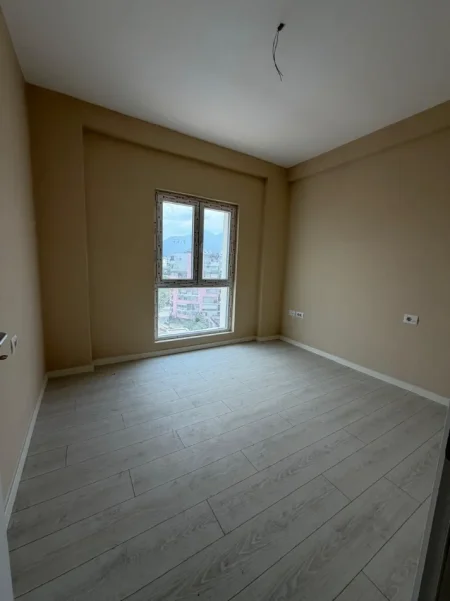 Tirane, shitet apartament 3+1+Ballkon Kati 8, 125 m² 319.260 € (Zogu i Zi)
