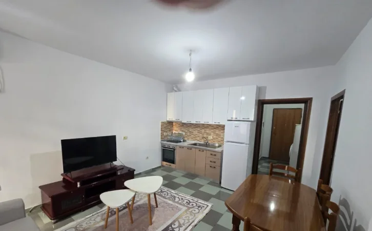 Tirane, jepet me qera apartament 1+1 Kati 2, 66 m² 469 € (prane shkolles Asim Vokshi)