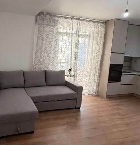Tirane, jepet me qera apartament 1+1 Kati 5, 70 m² 650 € (BLLOKU)