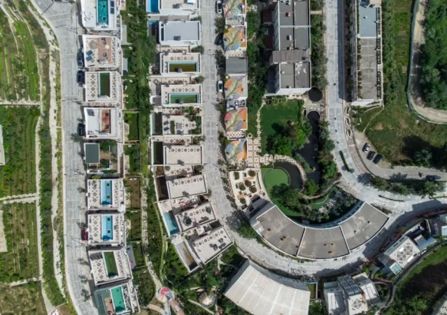 Tirane, shitet apartament duplex 3+1 Kati 1, 191 m² 306.596 € (Kodra e Diellit)