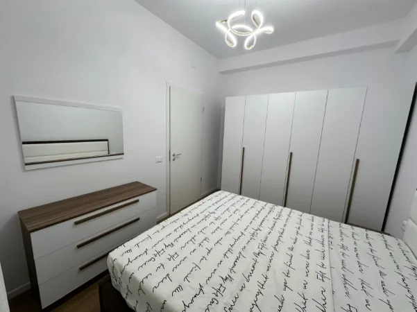 Tirane, jepet me qera apartament 1+1+Ballkon Kati 3, 60 m² 430 € (Ali Demi)