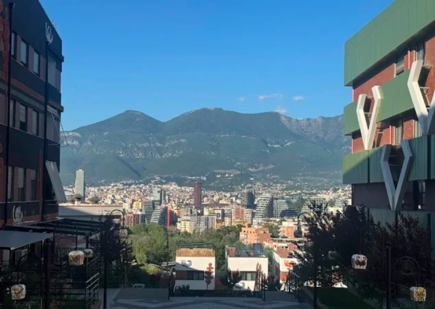 Tirane, shitet apartament 2+1 Kati 1, 103 m² 211.497 € (Kodra e Diellit)
