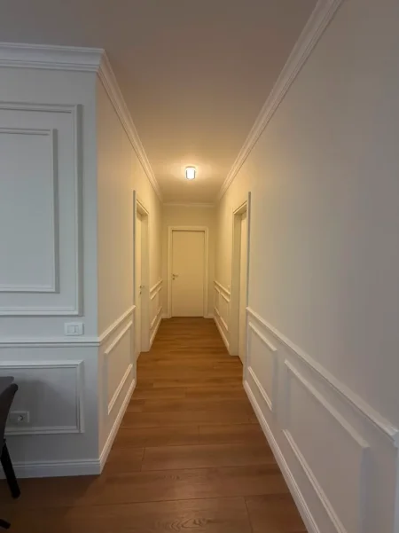 Tirane, jepet me qera apartament 2+1+Ballkon , 122 m² 1.400 € (Kompleksi Delijorgji)