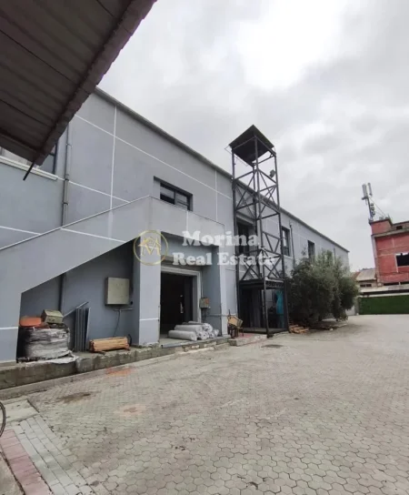 Tirane, jepet me qera ambjent biznesi Kati 1, 1.010 m² 2.300 € (Misto Mame)