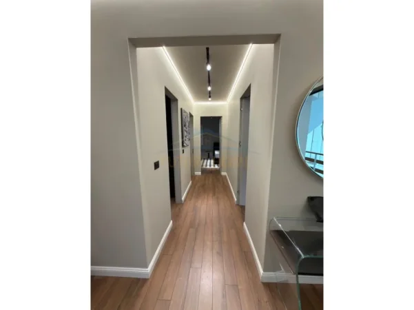 Tirane, shitet apartament 3+1 , 174 m² 550.000 € (long hill residence)