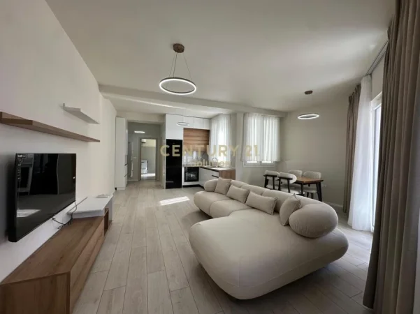Tirane, jepet me qera apartament 1+1+Ballkon Kati 2, 62 m² 650 € 