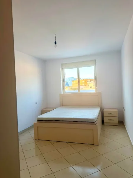 Tirane, shitet apartament 1+1 , 90 m² 125.000 € (Astir)