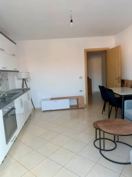 Tirane, shitet apartament 1+1 , 90 m² 125.000 € (Astir)