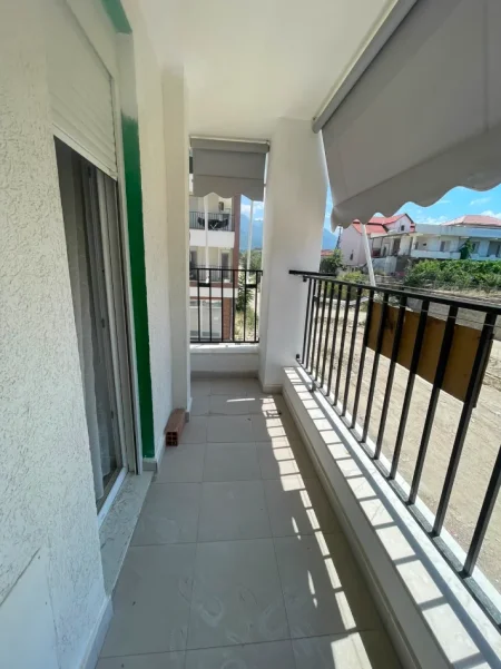 Tirane, jepet me qera apartament 2+1+Ballkon Kati 1, 96 m² 580 € (Sadaudin Bekteshi, fundi i rrugës 5 Maji)
