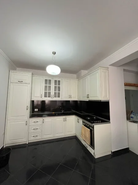Tirane, jepet me qera apartament 2+1+Ballkon Kati 2, 95 m² 500 € (Muhamed Deliu, Fresk)