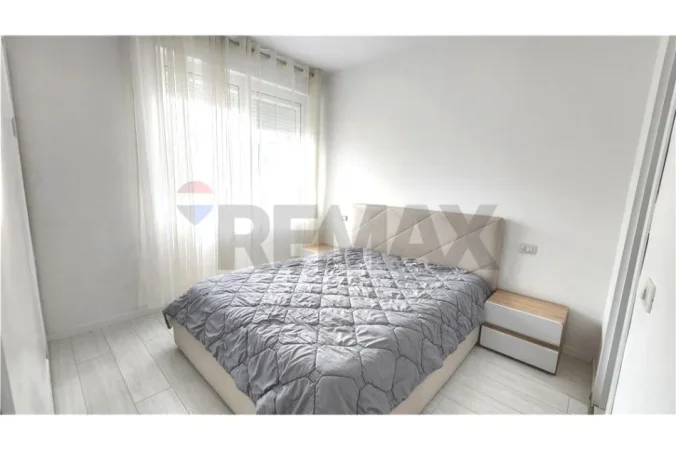 Tirane, jepet me qera apartament 2+1 Kati 5, 100 m² 650 € (Shkolla e Baletit)