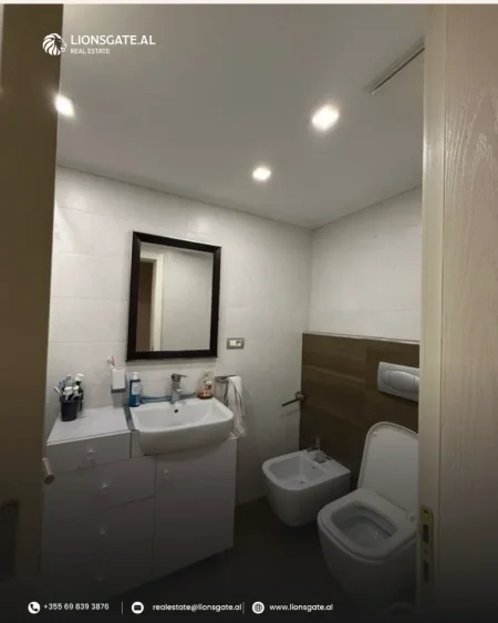 Tirane, jap me qera apartament 2+1 , 82 m² 650 € 