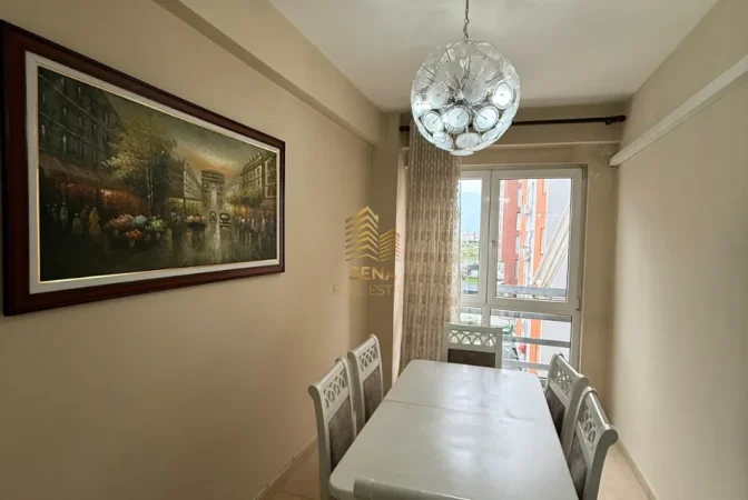Tirane, jepet me qera apartament 2+1+Ballkon Kati 3, 85 m² 650 € (Jordan Misja)