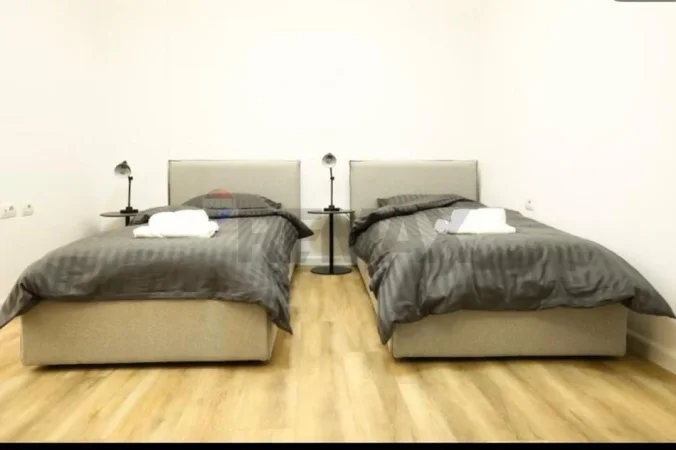 Tirane, jap me qera apartament 2+1 Kati 3, 104 m² 1.000 € (Mine Peza)