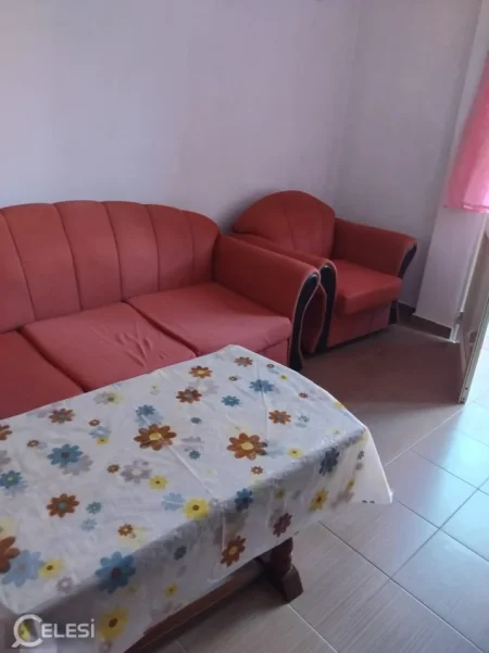 Tirane, jepet me qera apartament 1+1 Kati 2, 72 m² 300 € 