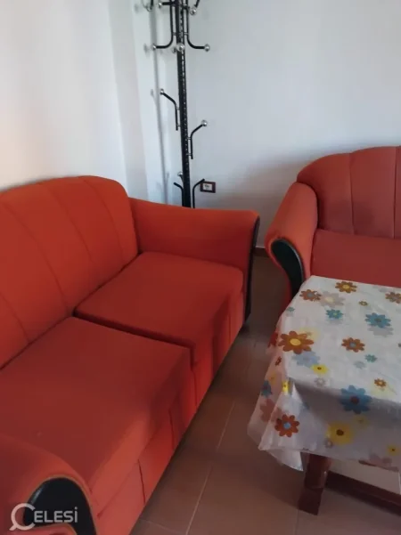 Tirane, jepet me qera apartament 1+1 Kati 2, 72 m² 300 € 