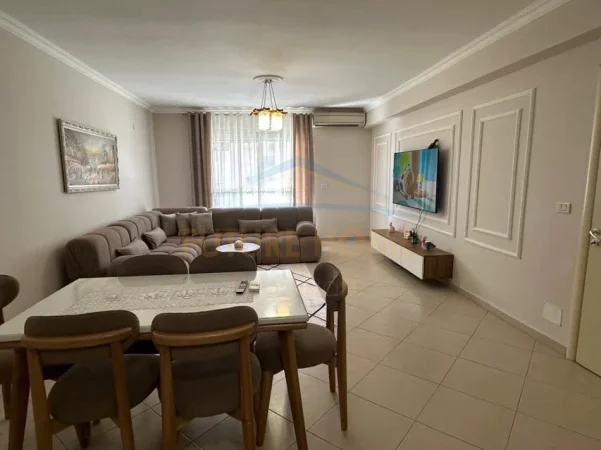 Tirane, shitet apartament 2+1 Kati 11, 126 m² (Kthesa e kamzes)