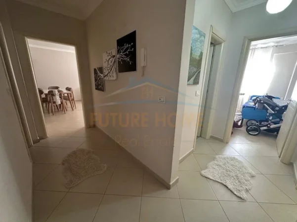 Tirane, shitet apartament 2+1 Kati 11, 126 m² (Kthesa e kamzes)