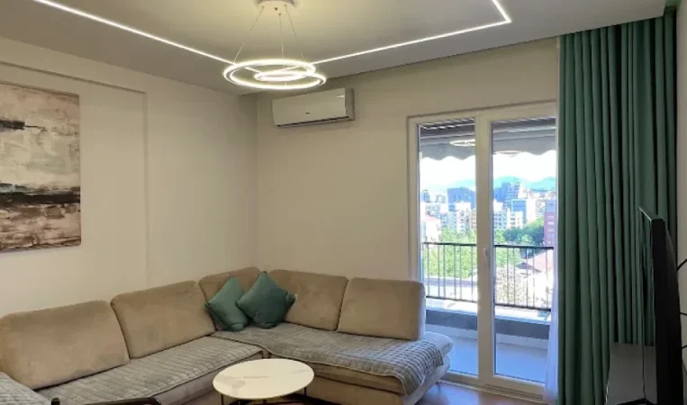 Tirane, jepet me qera apartament 2+1 Kati 9, 93 m² 750 € 