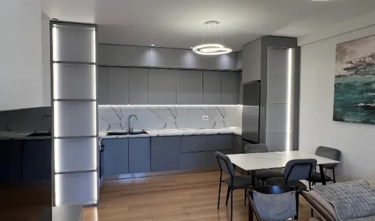 Tirane, jepet me qera apartament 2+1 Kati 9, 93 m² 750 € 