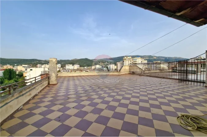 Vlore, shitet apartament+verande | Penthouse 3+1+Ballkon Kati 12, 328 m² 255.000 € (Blv. Ismail Qemali,Skele, Vlore)