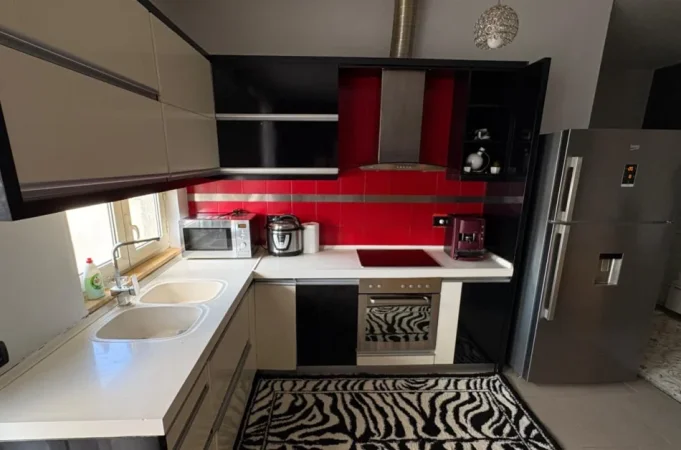 Tirane, jepet me qera apartament 2+1 Kati 6, 78 m² 650 € (Shkolla e Baletit)