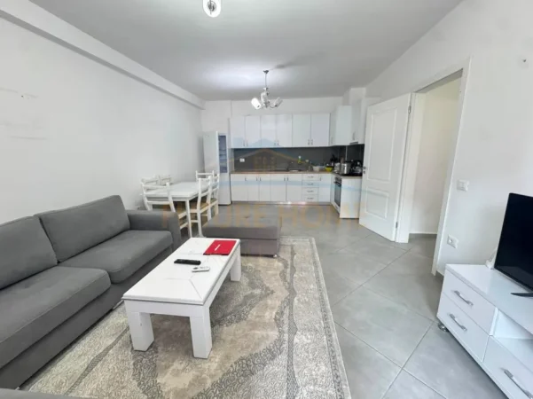 Tirane, jepet me qera apartament 2+1+2 Kati 3, 105 m² 600 € (ASTIR , VILA L 2)