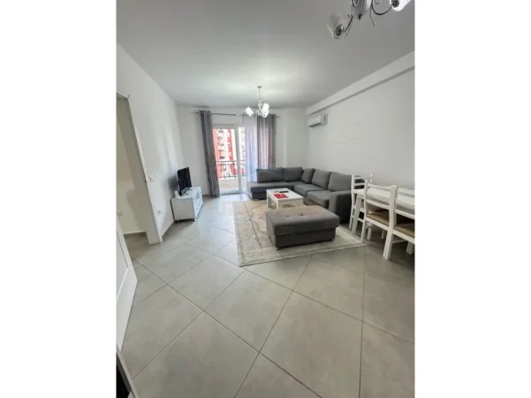 Tirane, jepet me qera apartament 2+1+2 Kati 3, 105 m² 600 € (ASTIR , VILA L 2)