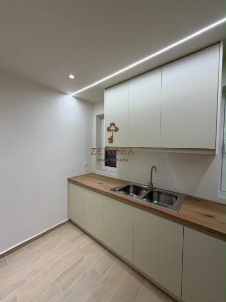 Sarande, shitet apartament 1+1+Ballkon Kati 2, 58 m² 117.000 € (Rruga Flamurit)