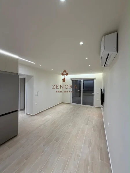 Sarande, shitet apartament 1+1+Ballkon Kati 2, 58 m² 117.000 € (Rruga Flamurit)