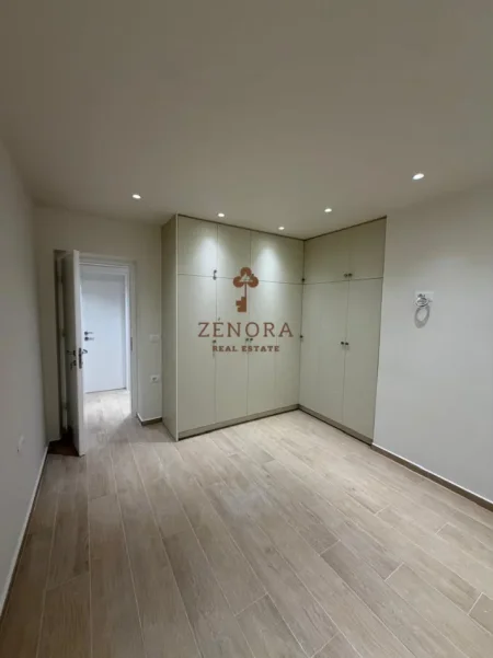Sarande, shitet apartament 1+1+Ballkon Kati 2, 58 m² 117.000 € (Rruga Flamurit)
