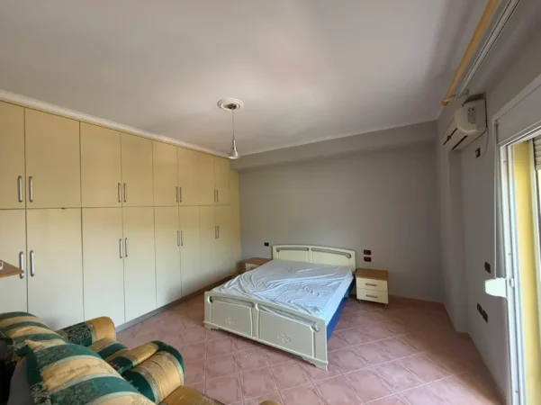 Vlore, shitet apartament Studio Kati 7, 95.000 €