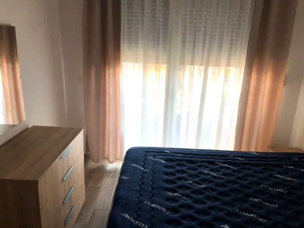 🏡 Jepet me Qera Apartament 1+1 tek  Fusha e Aviacionit,  500 MIJE LEKE