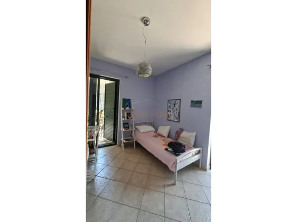 Qerret, shitet 3+1+Ballkon Kati 1, 140 m² 325.000 € 