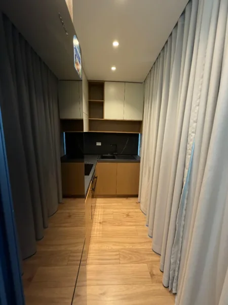 Tirane, jepet me qera zyre Kati 3, 120 m² 1.600 € (Lake View Residence)