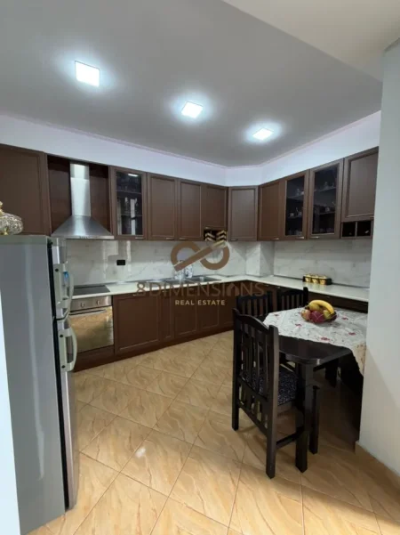Jepet me qera Apartament 2+1 ne Astir, prane Adex Astiri (D8242A-177)