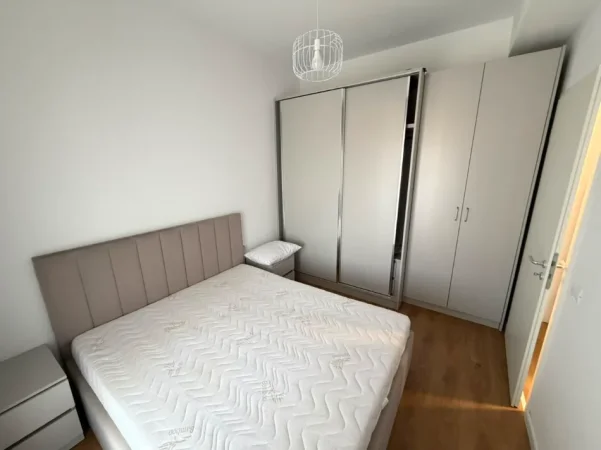 Tirane, jepet me qera apartament 1+1 Kati 2, (Ali Demi)
