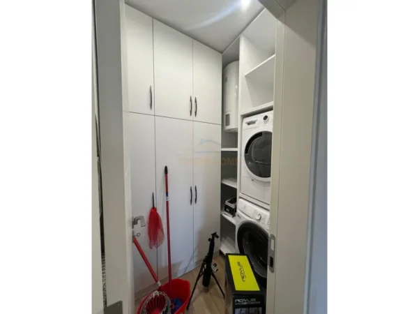 Tirane, shitet apartament 2+1 Kati 9, 102 m² (Rruga Bill Klinton)