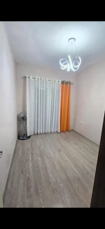 Tirane, jepet me qera apartament 1+1 Kati 6, 60 m² 450 € (Rruga 4 Dëshmorët)