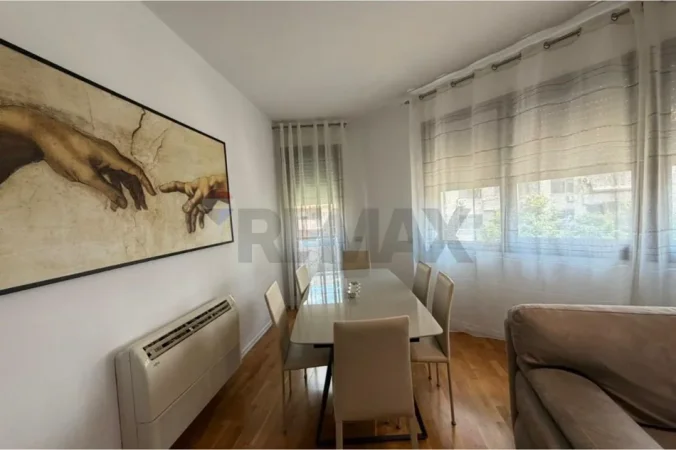 Tirane, jepet me qera apartament 2+1+Aneks+Ballkon Kati 5, 110 m² 1.200 € (Rruga e Barrikadave)