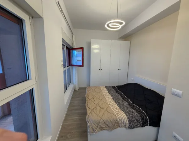 Tirane, shitet garsonier Kati 2, 43 m² 81.000 € (Ali Demi, Kompleksi Mangalem)