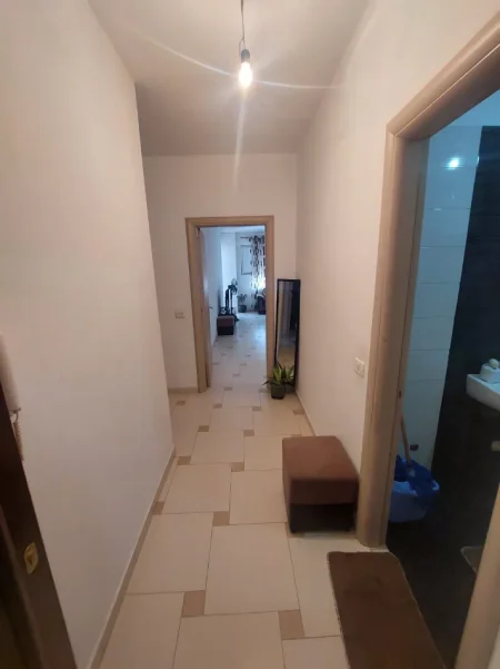 Tirane, jepet me qera apartament 2+1 Kati 8, 100 m² (YZBERISHT)