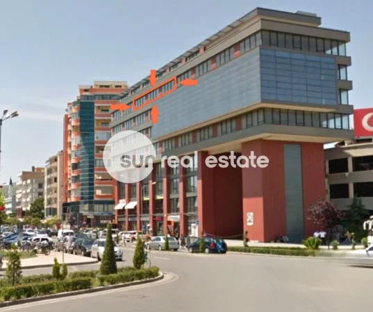 Shkoder, shitet apartament 1+1+Ballkon Kati 7, 72 m² 144.560 € (QENDER)