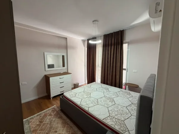 Tirane, jepet me qera apartament 2+1 Kati 2, 76 m² 750 € (rruga e barrikadave)