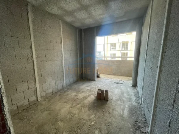 Tirane, shitet apartament 2+1 Kati 7, 96 m² 169.000 € (ISH FUSHA E AVIACIONIT)