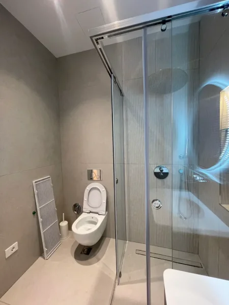 Tirane, jepet me qera apartament 2+1+Ballkon Kati 5, 140 m² 1.500 € (Delijorgji)