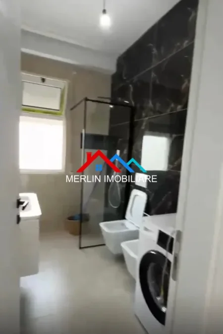 Tirane, jepet me qera apartament 2+1+Ballkon Kati 5, 75 m² 530 € (RRUGA AZEM GALICA,PASKUQAN)