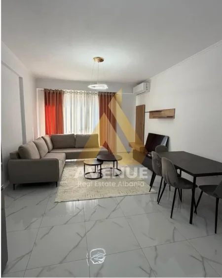 Tirane, jepet me qera apartament 1+1 Kati 3, 77 m² 500 € (Urban Gate Astir)